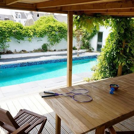 Spacious Town House With Swimming Pool Plymouth Exterior photo